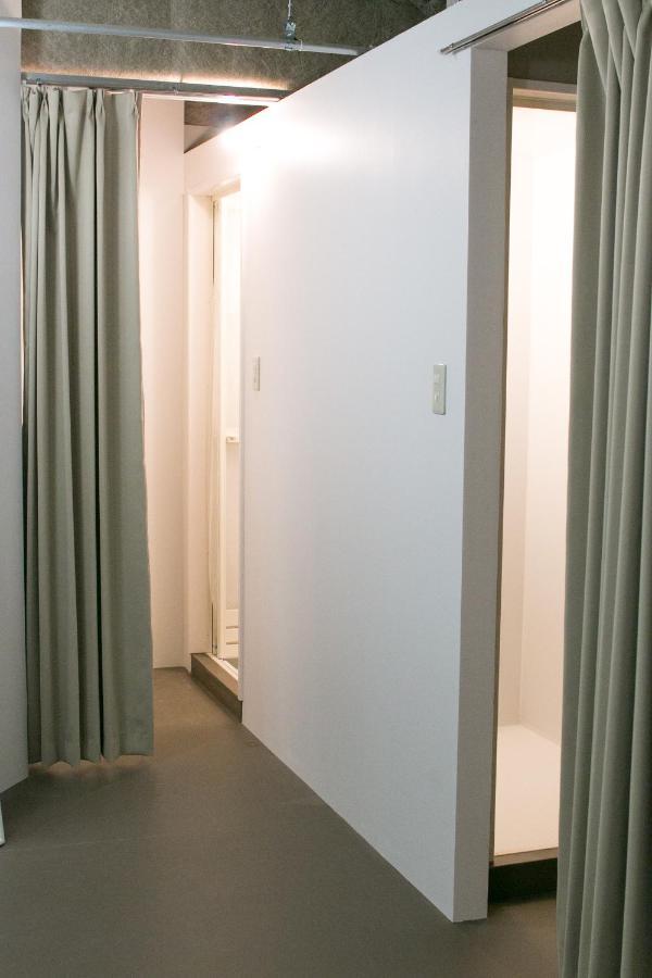 Linda Hostel 106 Osaka Exteriör bild